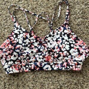 Old Navy Powersoft Floral Bra top Size Medium